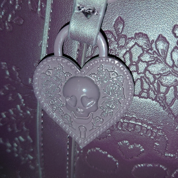 Betsey Johnson Xomattie tote bag Purple Plum Color - Picture 3 of 10